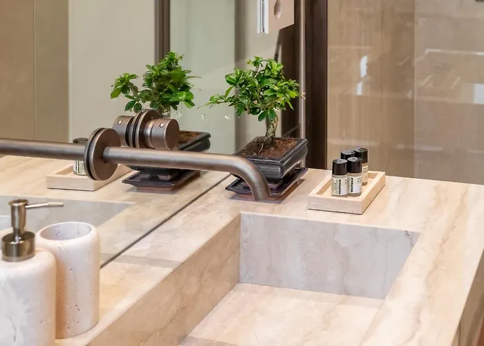 Skylife Minimalist Boutique Rome
